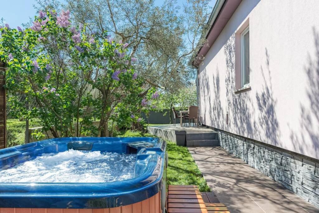 House Pelini Villa Pula Exterior photo